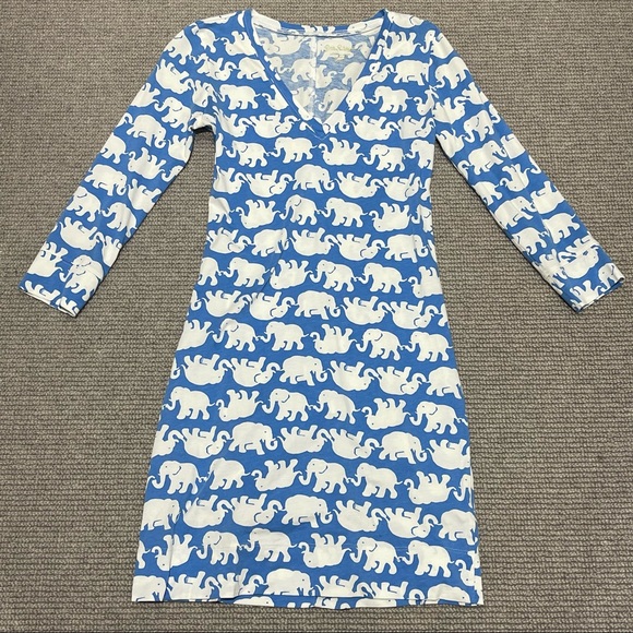 Lilly Pulitzer Christie V-Neck T-Shirt Dress in Elephant Print (XS) - Picture 2 of 5